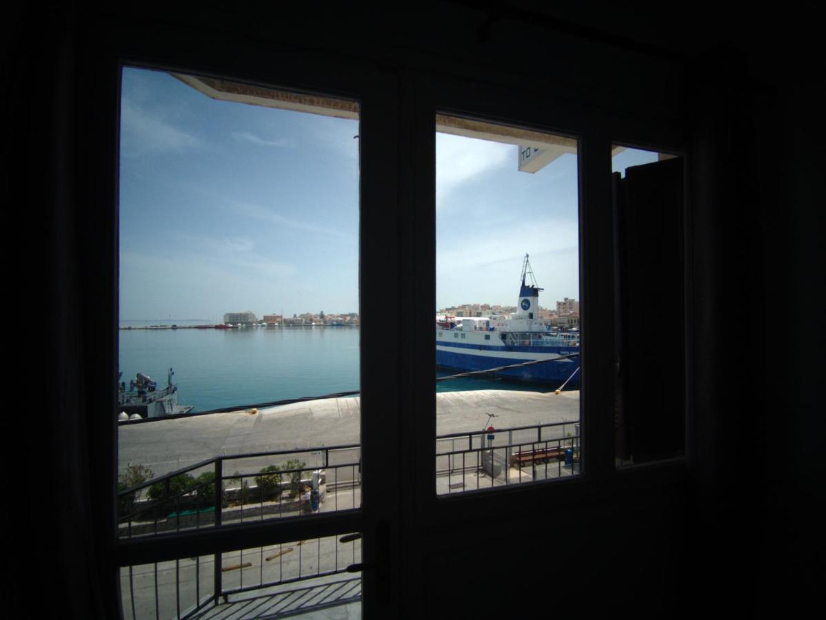 Omiros Rooms Chios Town Exterior foto